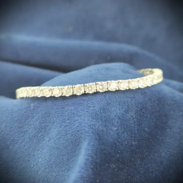 8ct Diamond Tennis Bracelet in 18ct Gold