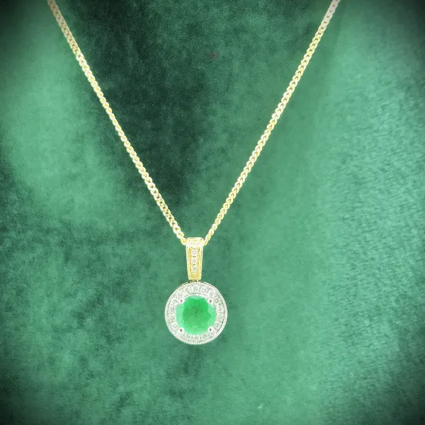 Emerald & Diamond Pendant in 18ct Yellow Gold