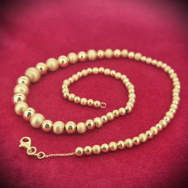 18ct Yellow Gold Bead Necklace