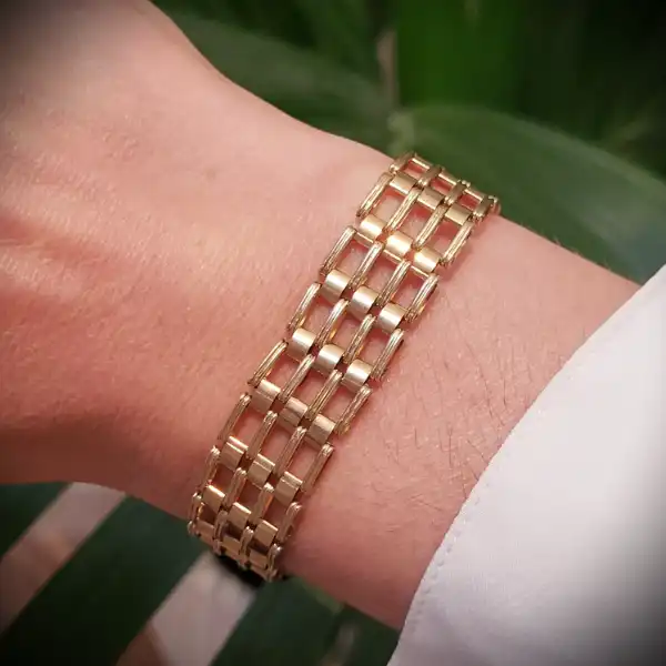 9ct Yellow Gold Retro Style Gate Bracelet