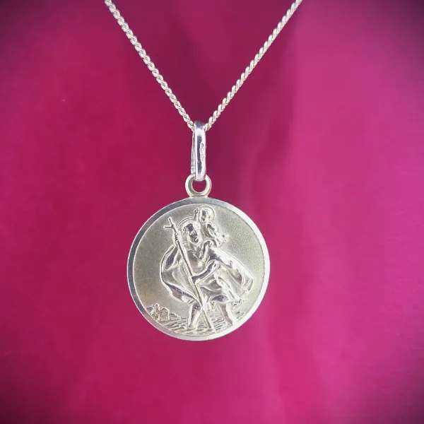 9ct Yellow Gold St Christopher Medal Pendant