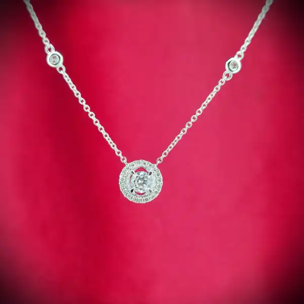18ct White Gold and Diamond Pendant