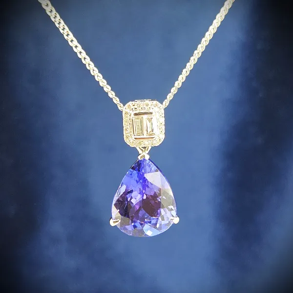 3.50cts Tanzanite & Diamond Pendant