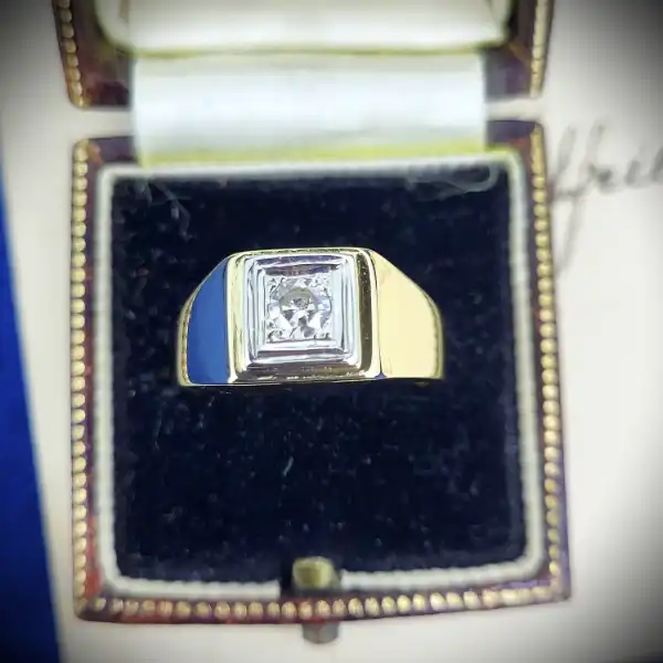 Gents 18ct Gold & Diamond Ring