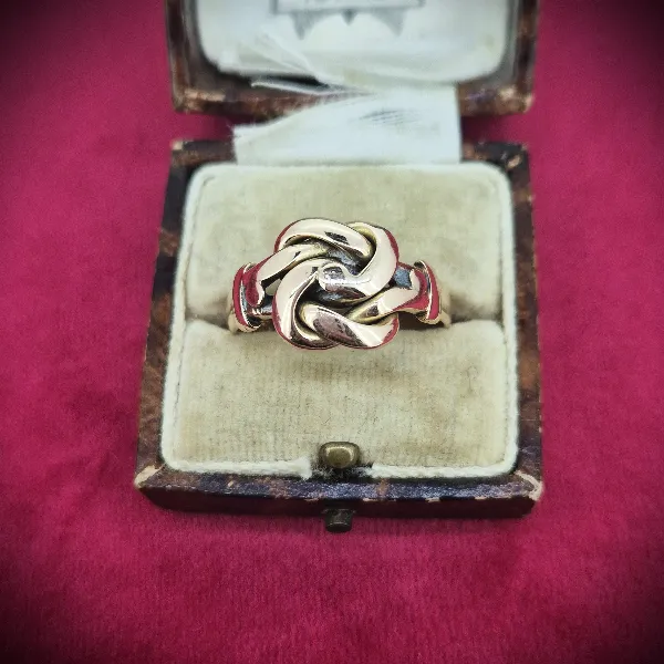 Date 1913! 18ct Gold Gents Ring