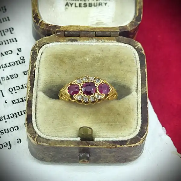 Antique Ruby & Diamond Ring in 18ct Gold