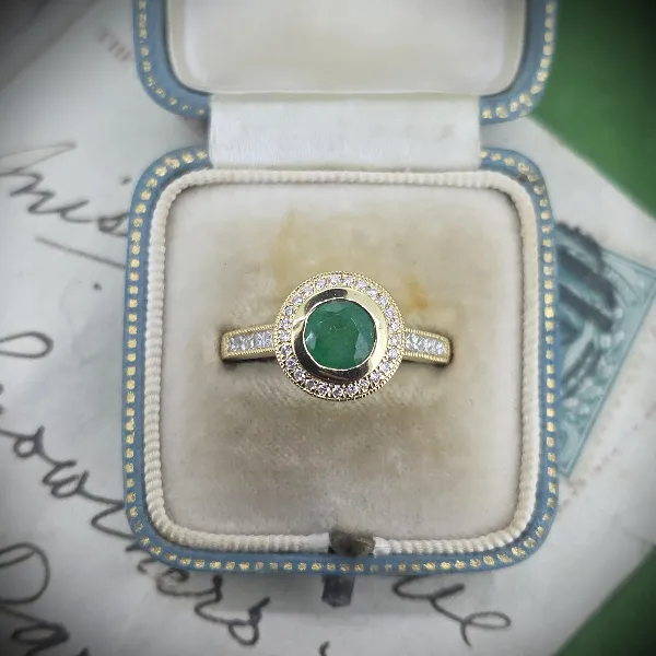 Emerald and Diamond Target Ring in 18ct Yellow Gold
