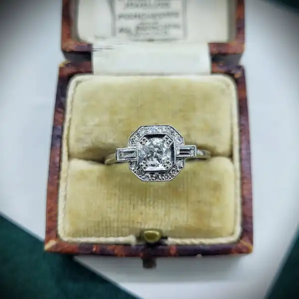 Platinum Art Deco Diamond Ring