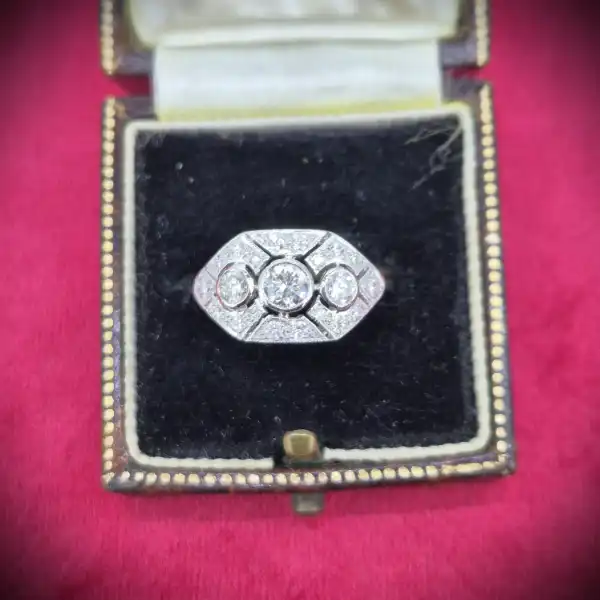 1.00ct Art Deco Diamond Ring in Platinum