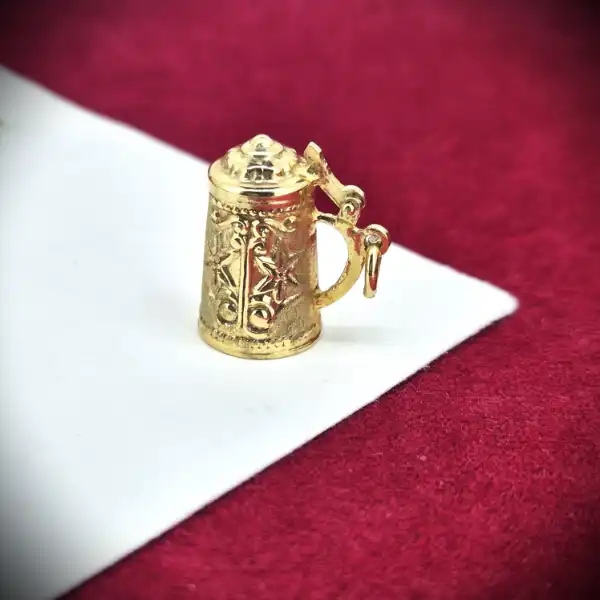 8ct Yellow Gold German Tankard Charm