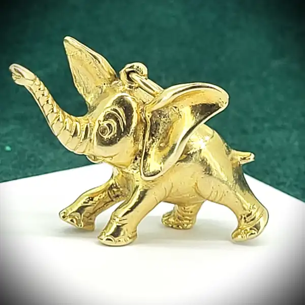 9ct Gold Elephant Charm/Pendant