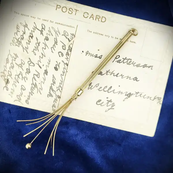 Hexagonal 9ct Gold Vintage Champagne Swizzle Stick